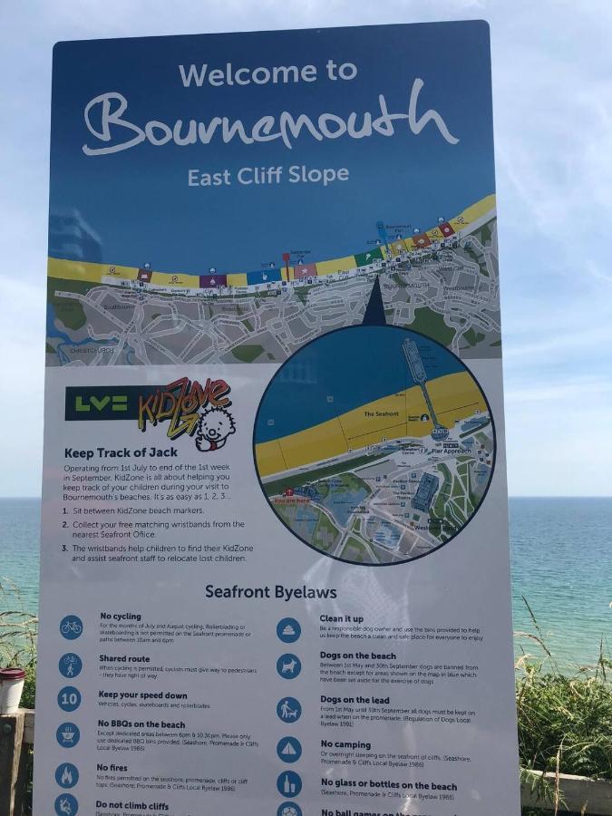 Flat-C, 4 Adults, 20 Mins To Beach, Netflix, Wifi, Sleeps 4 Adults Bournemouth Kültér fotó